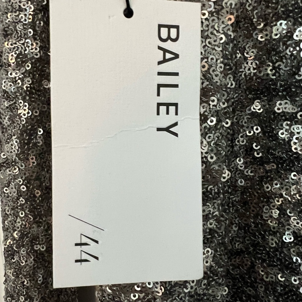 Bailey/44 Top M - Picture 2 of 3